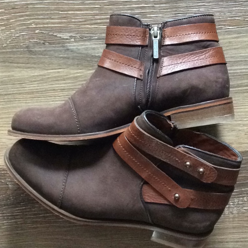 Franco Cuadra Leather Ankle Boots
